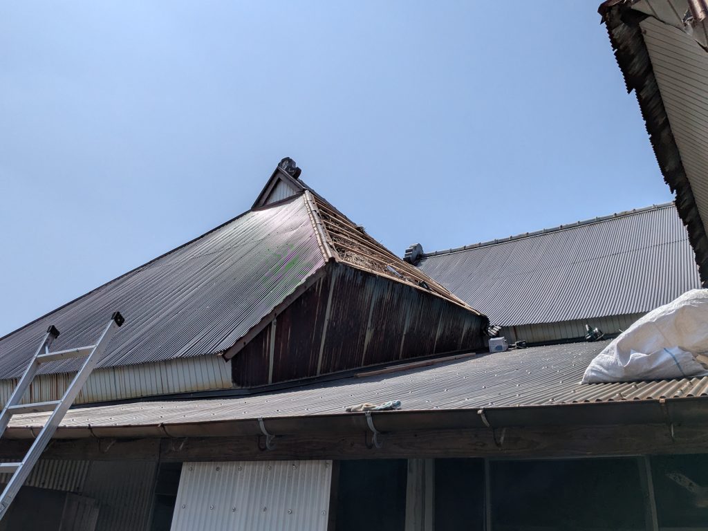 鳥栖市　屋根貼替工事