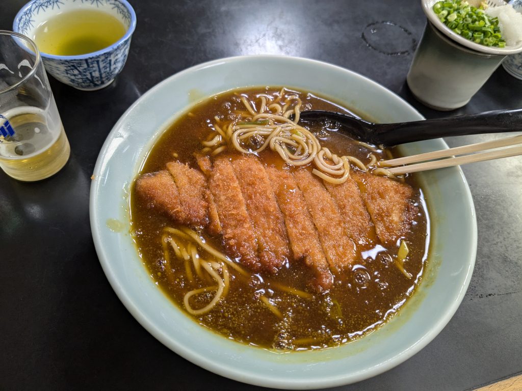 カツカレー？蕎麦？