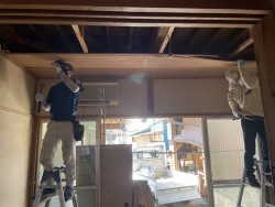 和室～洋室施工中